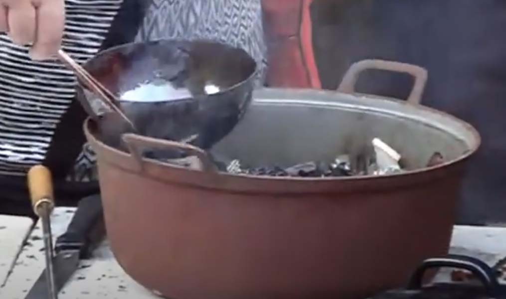 Raku Emailleren 04